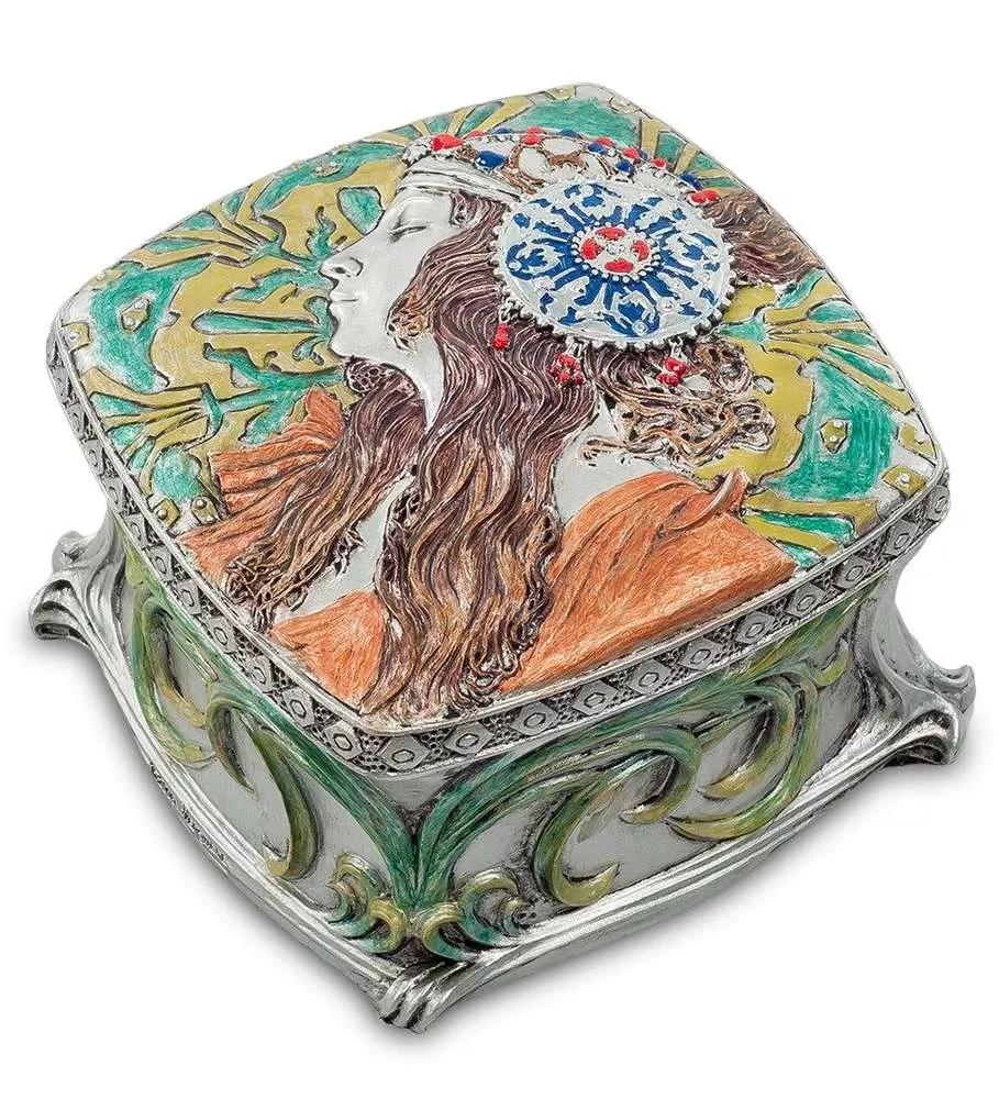 Шкатулка Красавица