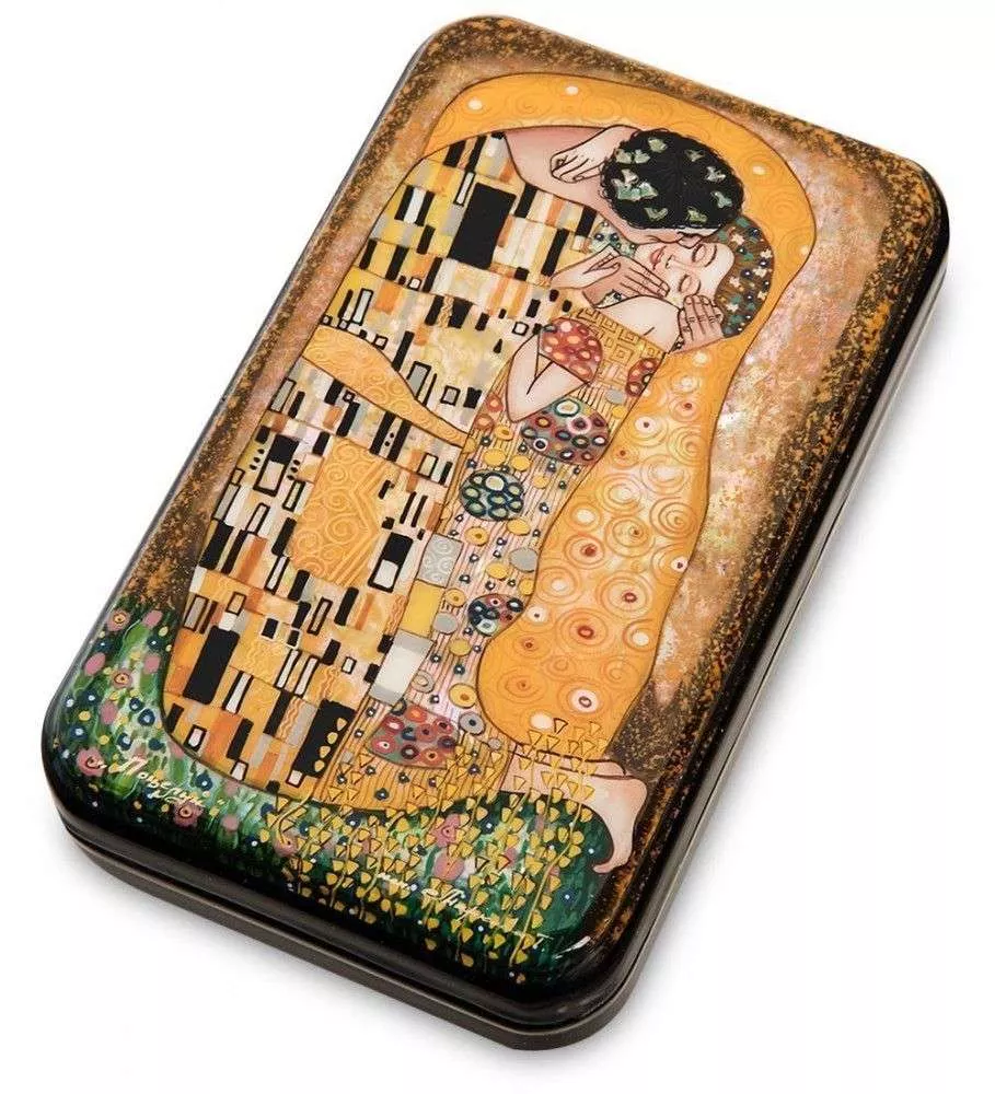 Шкатулка Поцелуй (Земина)