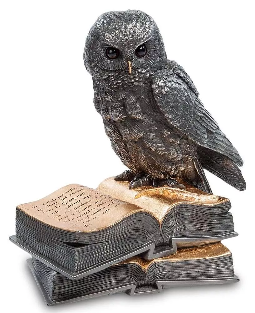Статуэтка Сова на книгах
