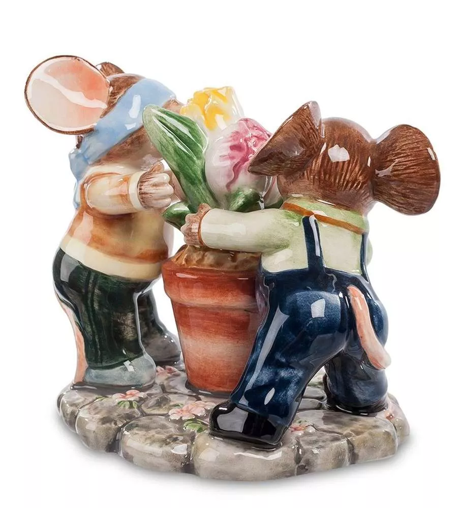 Фигурка Игра в прятки