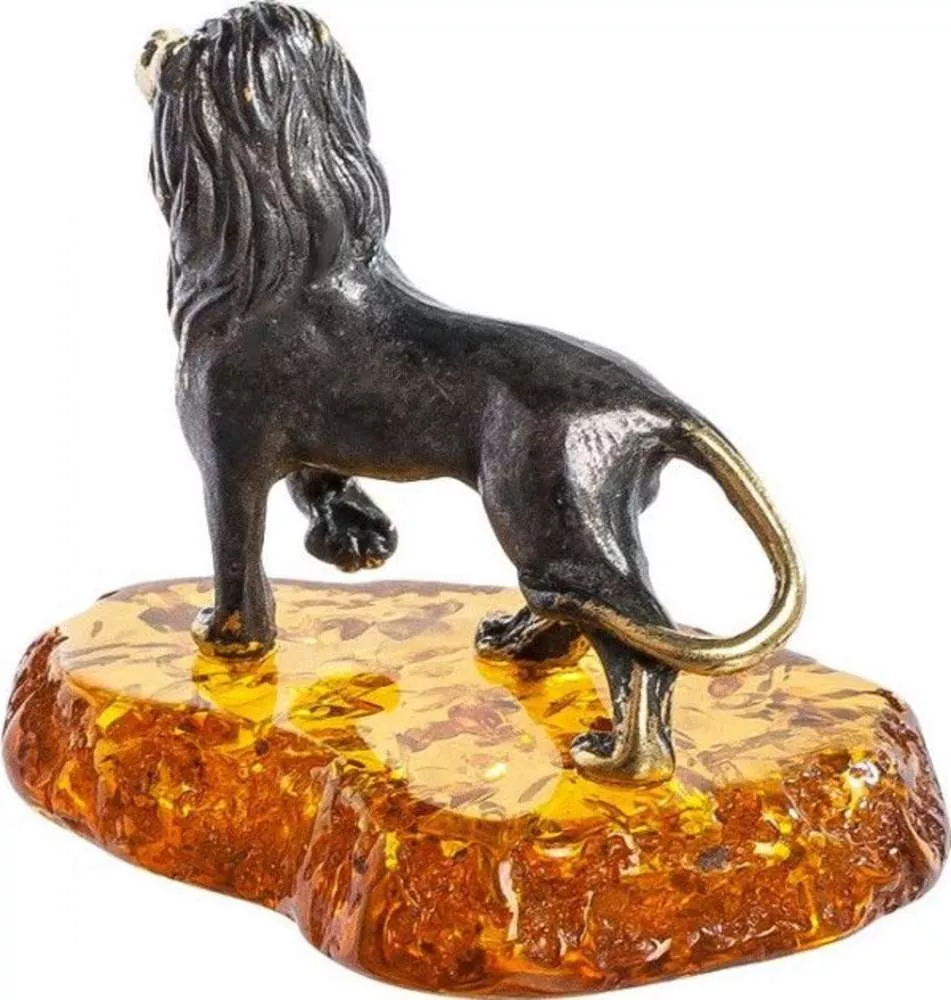 Фигурка Лев