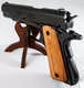 Пистолет автоматический М1911А1,  США Кольт, 1911 г. черненый (с деревянными накладками на рукоять)