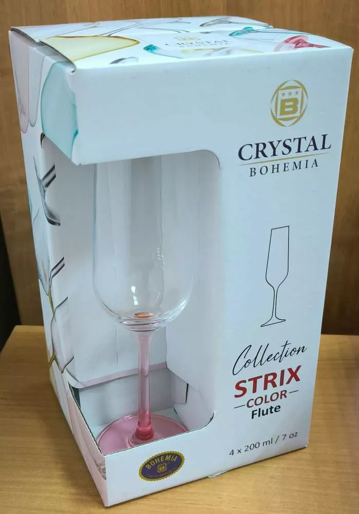 Набор из 4-х бокалов для красного вина STRIX Розовая ножка