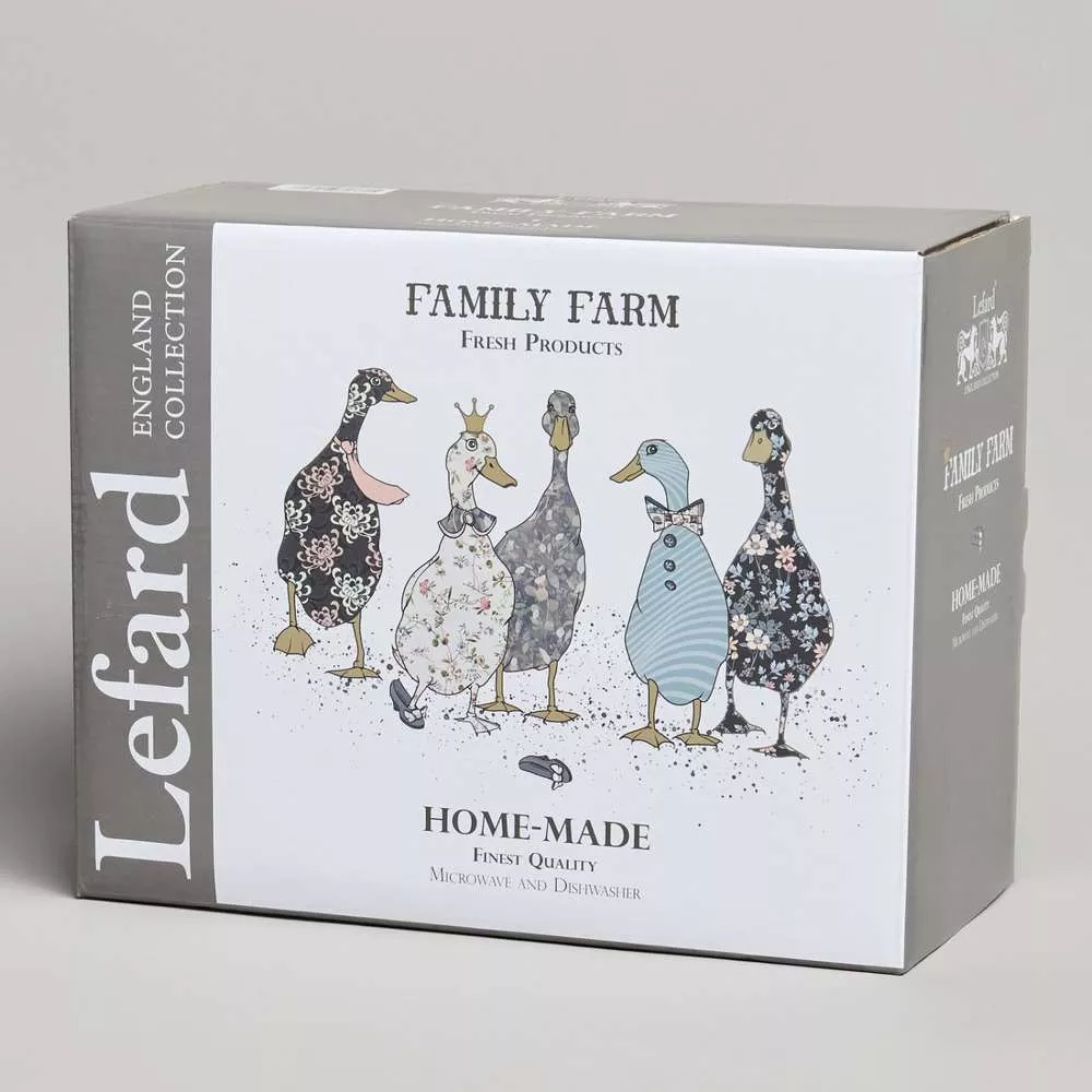 Форма на металлической подставке Family Farm