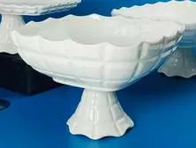 Квадратная фруктовница на ножке КОРНЕЛИЯ