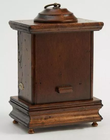 Часы настольные Old Wood