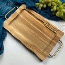 Блюдо из ясеня с металлическими ручками