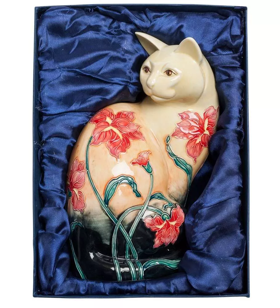 Фигурка Кошка