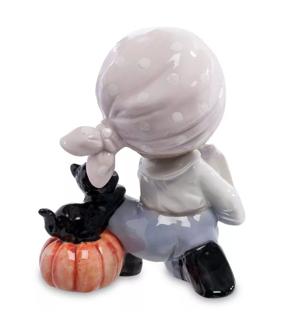 Фигурка Halloween