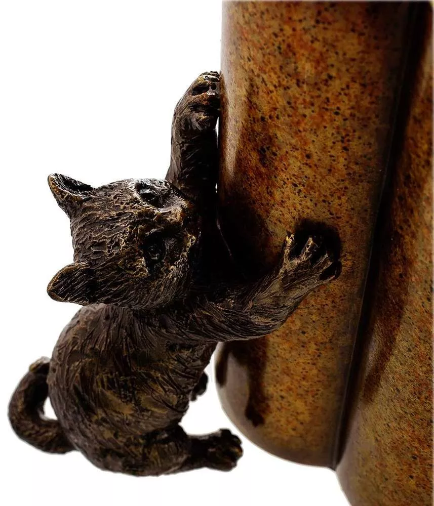 Статуэтка Кошка с котенком - воспитание