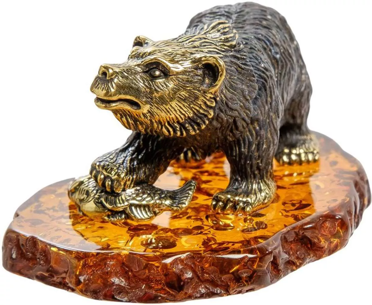 Фигурка Медведь бурый на опушке