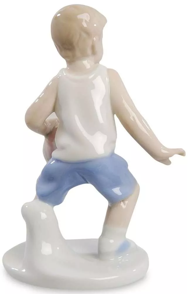 Фигурка Юный баскетболист