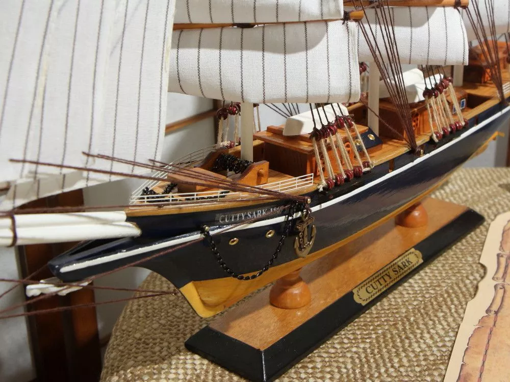 Модель парусника Cutty Sark