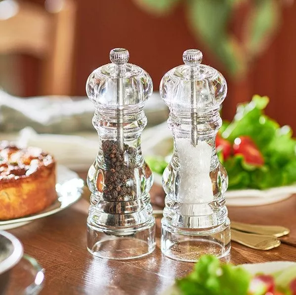 Мельница для перца с металлическим механизмом