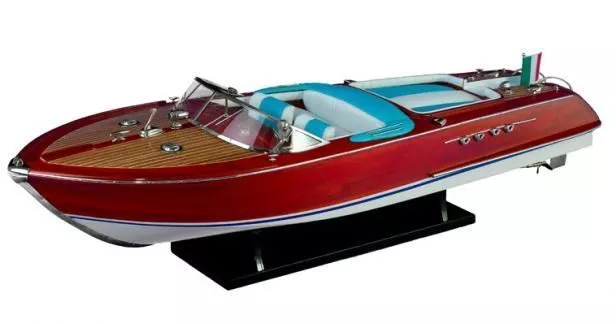 Катер Riva Aquarama