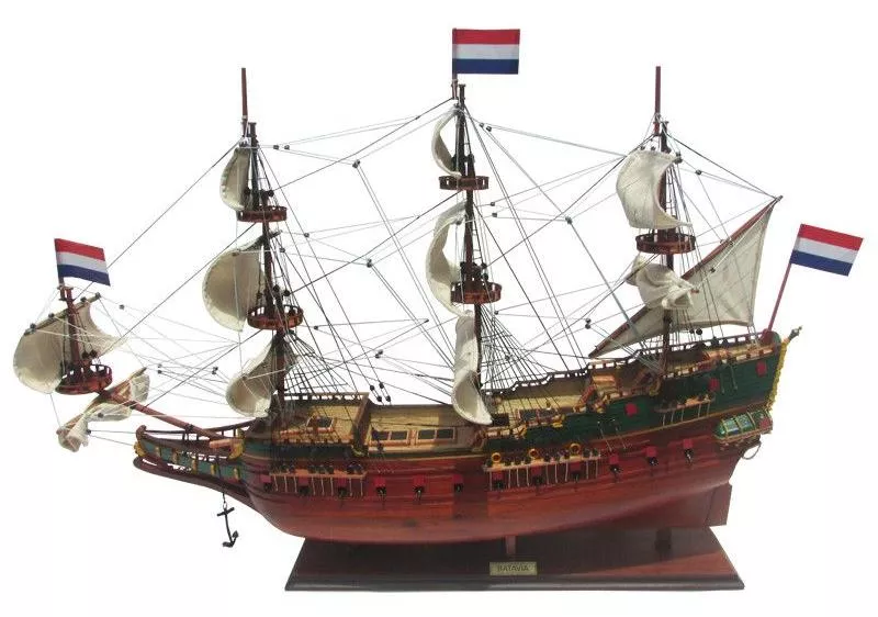 Модель парусника Batavia Голландия