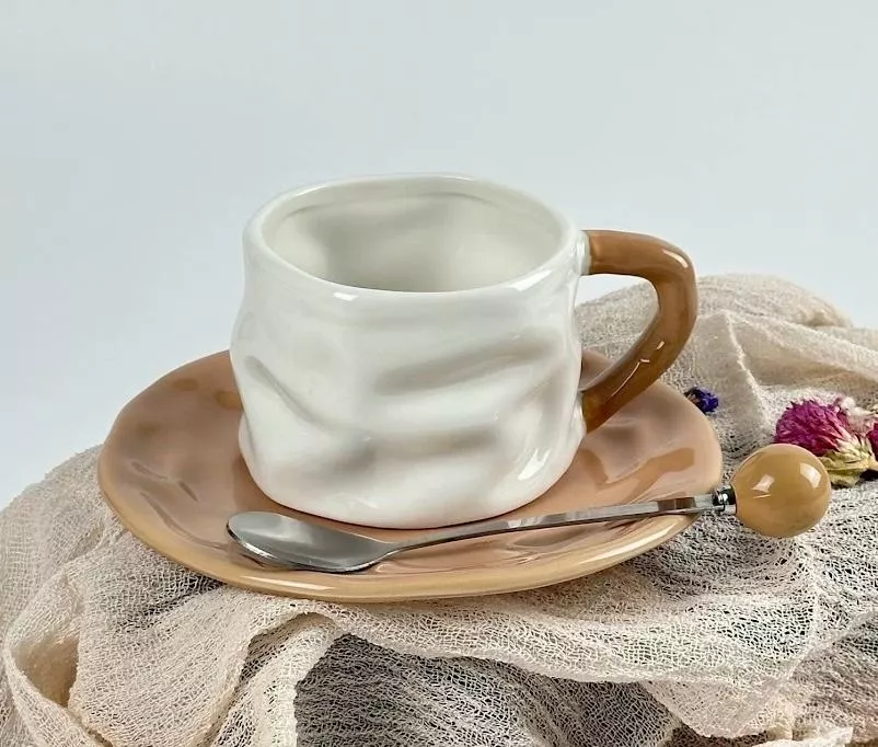 Чашка с блюдцем и ложкой Рафл капучино