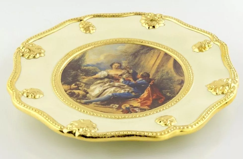 Тарелка с декором BAROQUE