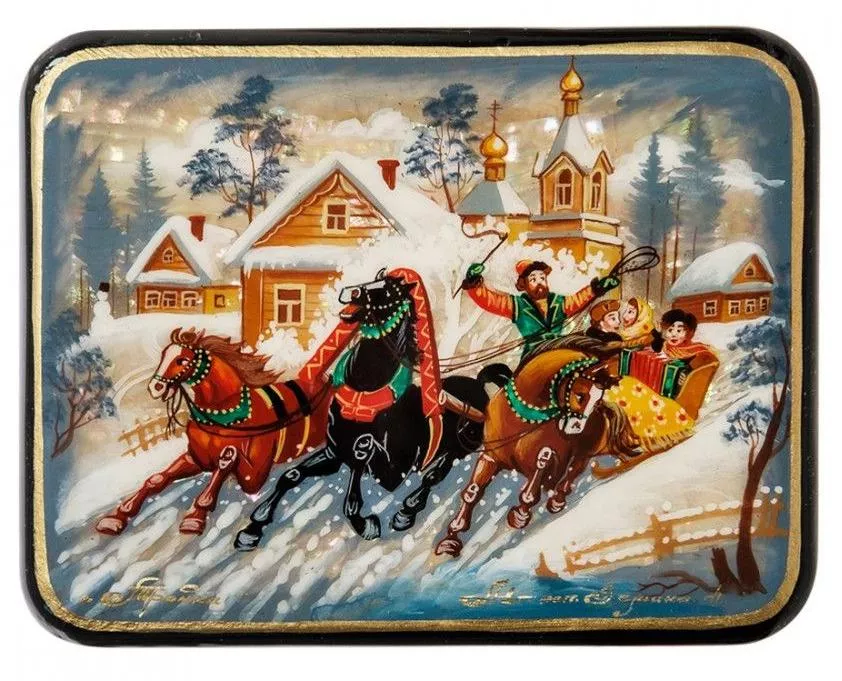 Шкатулка Тройка