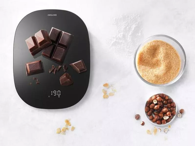 Весы кухонные черные ZWILLING Enfinigy