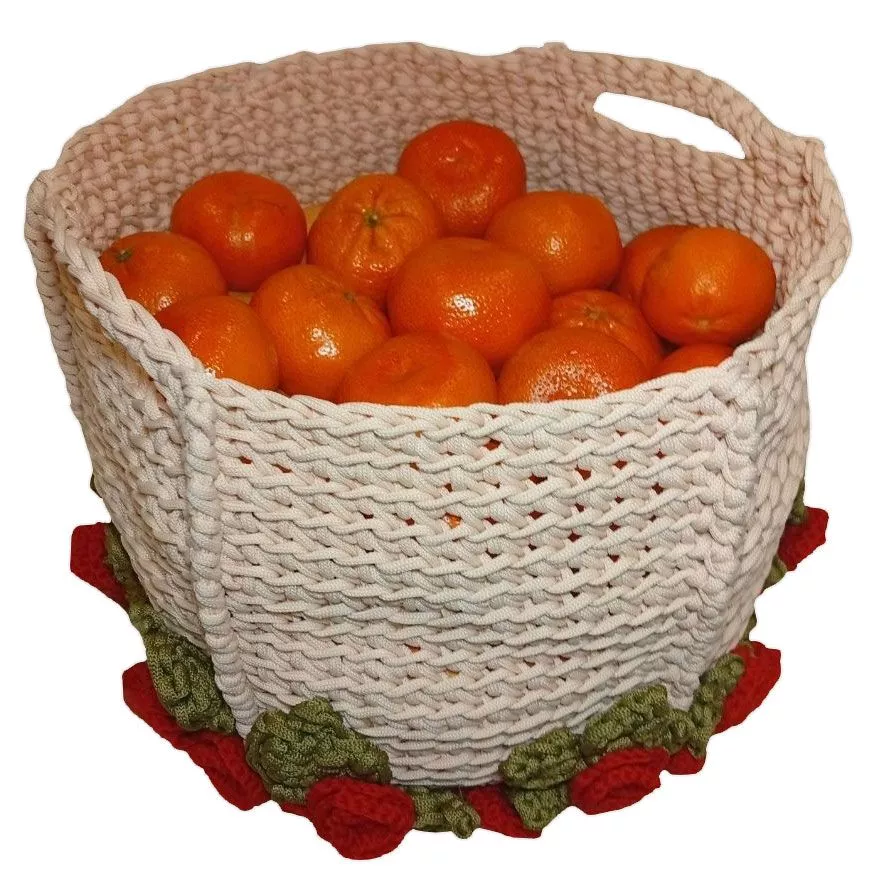 Вязаная корзина РОЗА 
