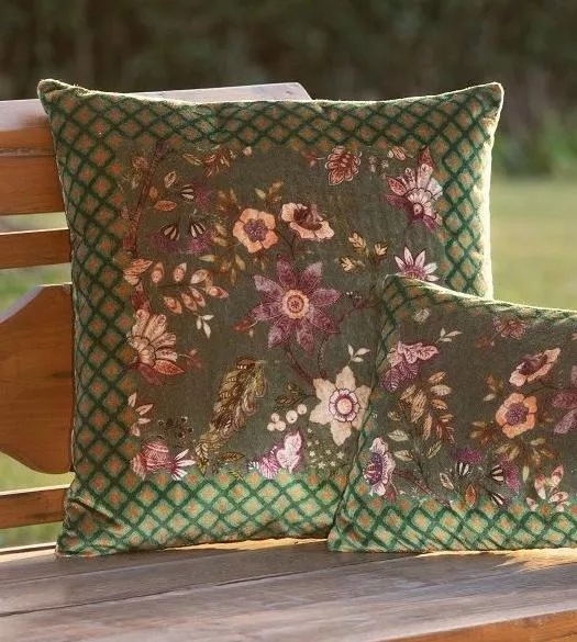 Подушка Frati FLORAL GREEN, зеленый, 50х50, велюр, полиэстер