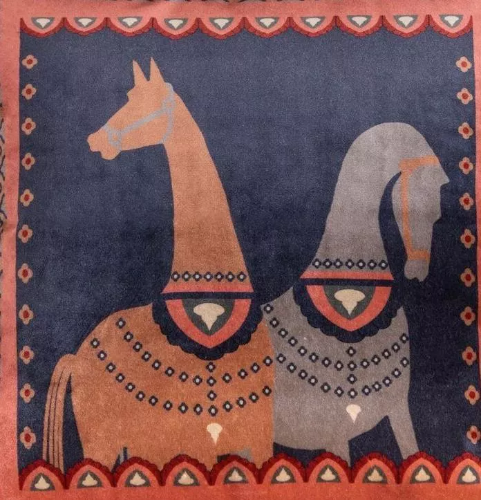 Подушка HORSE BLUE 50х50, велюр, полиэстер, начинка конфорель
