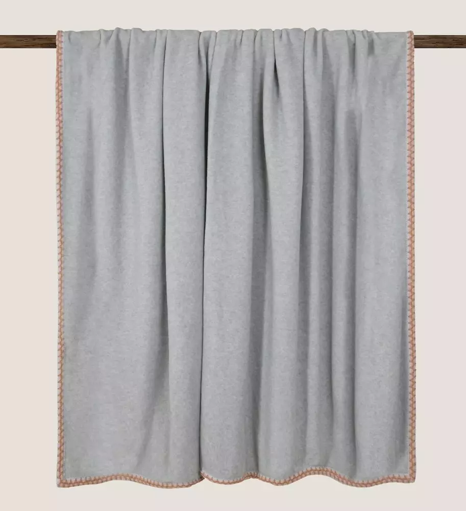 Покрывало Frati SOFT BAMBOO GRIGIO PERLA, серый, 220х260, бамбук 40% полиэстер 60%, 1750г