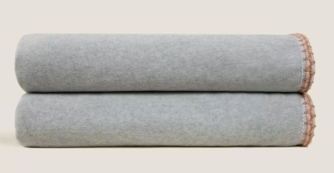 Покрывало Frati SOFT BAMBOO GRIGIO PERLA, серый, 220х260, бамбук 40% полиэстер 60%, 1750г
