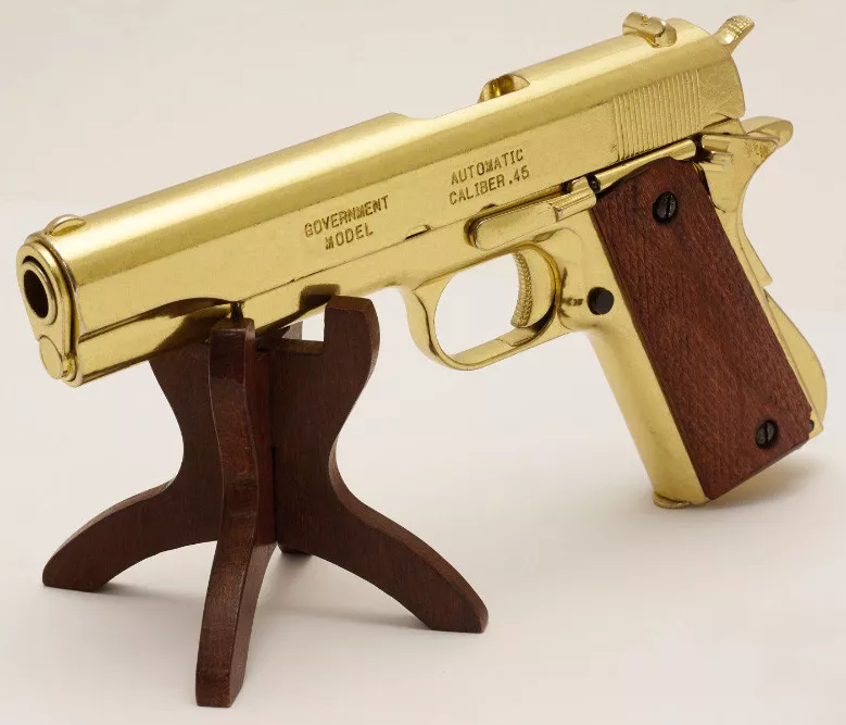 Пистолет автоматический наградной  М1911А1,  США Кольт, 1911 г.