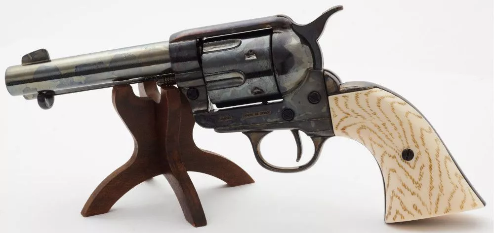Револьвер Peacemaker/Миротворец США Кольт 1873 г.